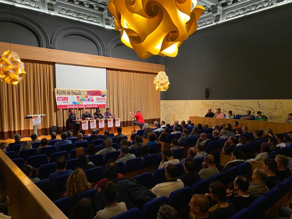 UGT-FICA La Rioja celebra junto a CCOO una asamblea con más de 100 personas delegadas para exigir un Pacto de Estado por la Industria