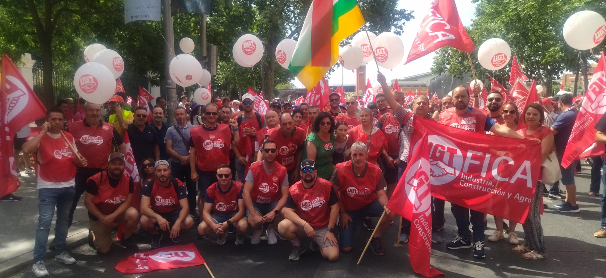 Una delegación de UGT-FICA La Rioja se manifiesta en Madrid para exigir un Pacto de Estado por la Industria